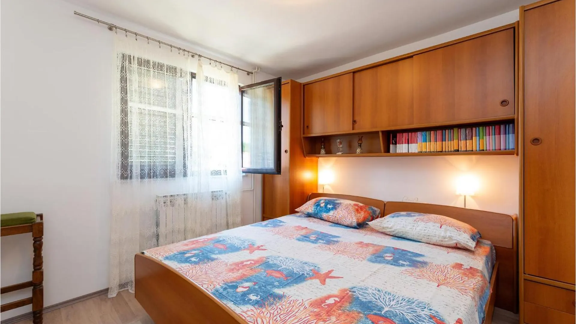 Awesome Home In Rtina With House Sea View