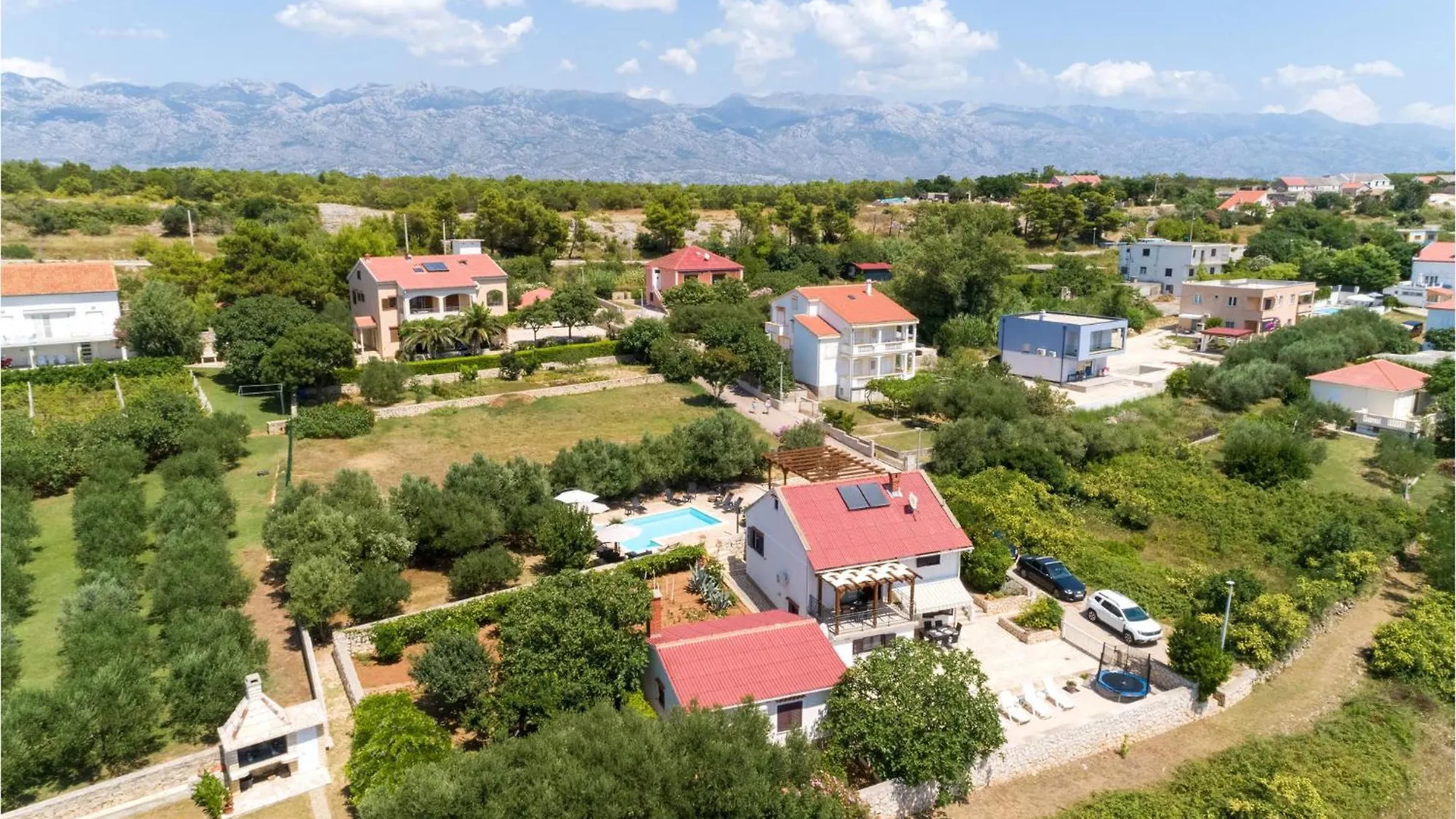 Awesome Home In Rtina With House Sea View Holiday home